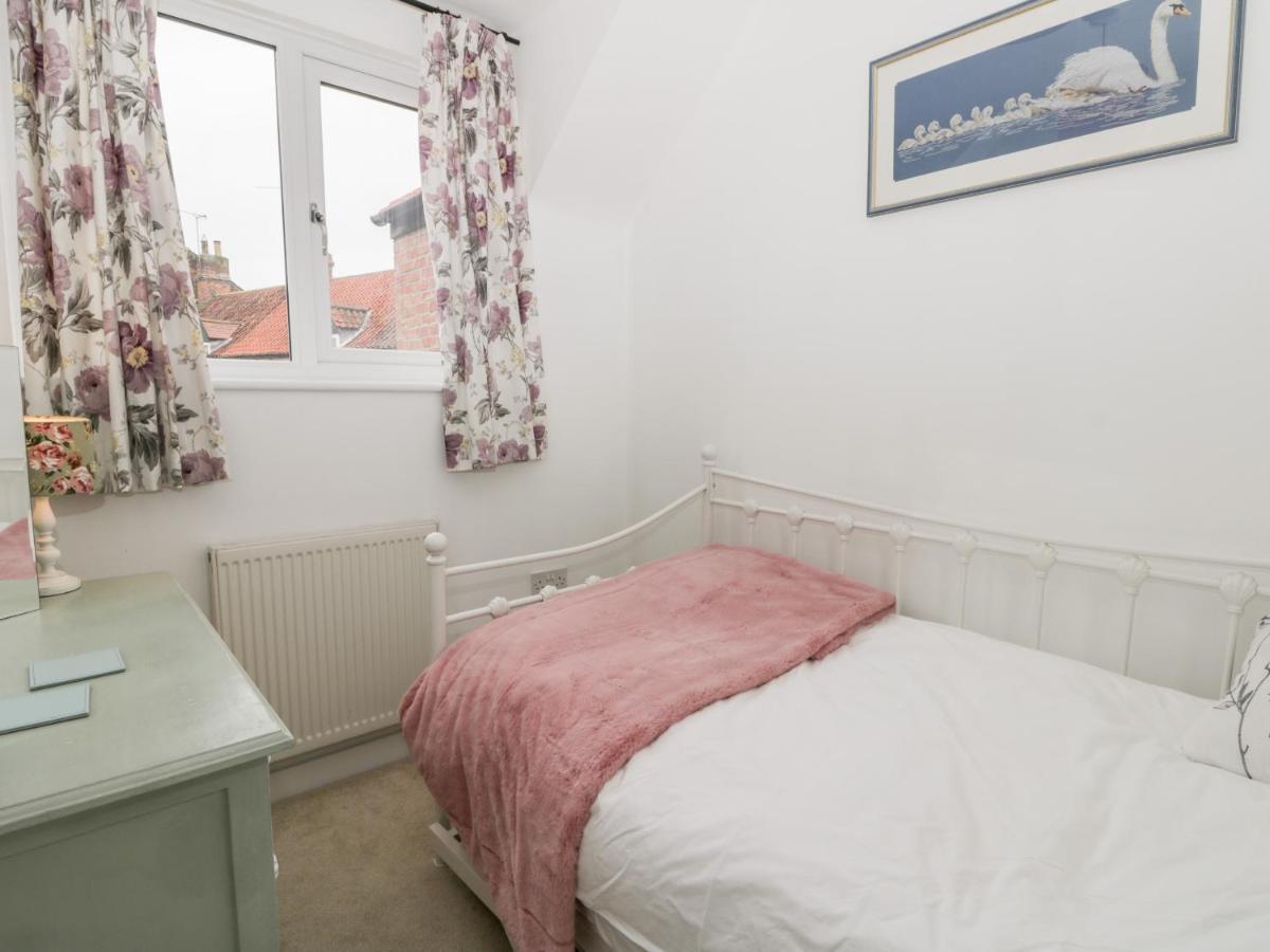 Little Daisy Cottage Hornsea Exterior photo